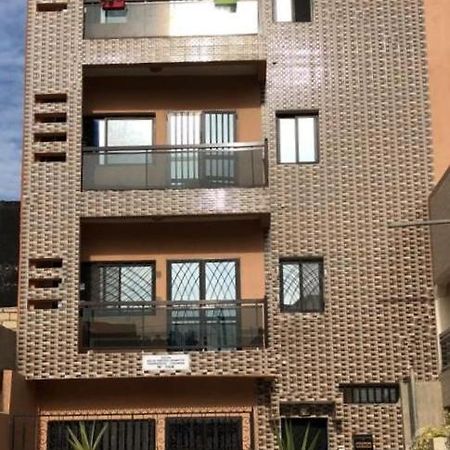 Appartement Spacieux Chez Keur Matou - F2 Dakar Exterior photo