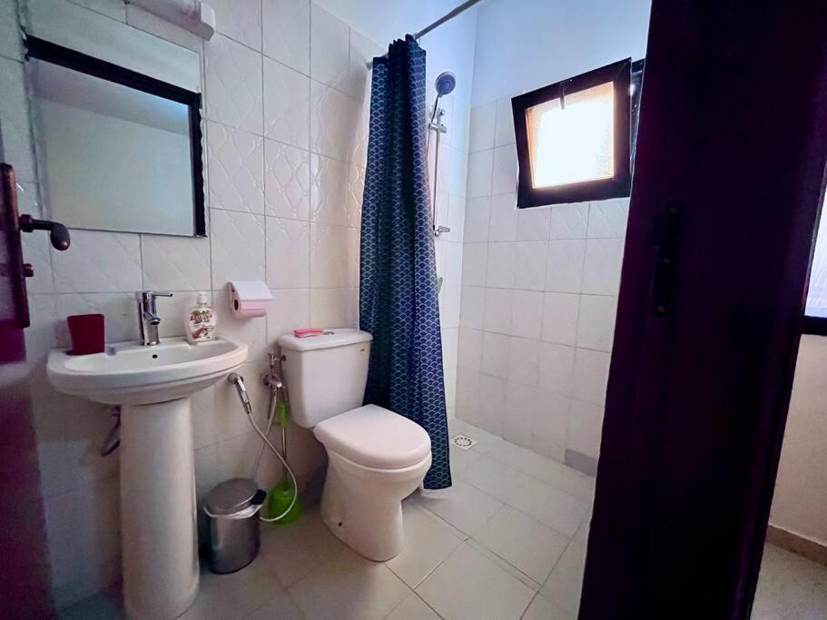 Appartement Spacieux Chez Keur Matou - F2 Dakar Exterior photo