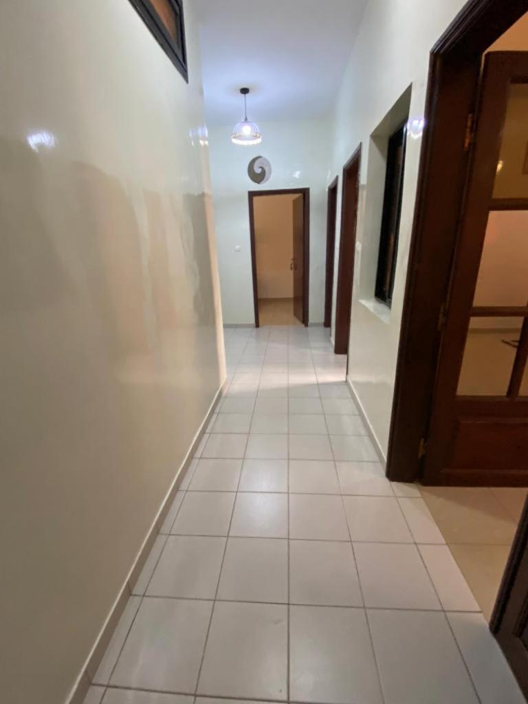 Appartement Spacieux Chez Keur Matou - F2 Dakar Exterior photo