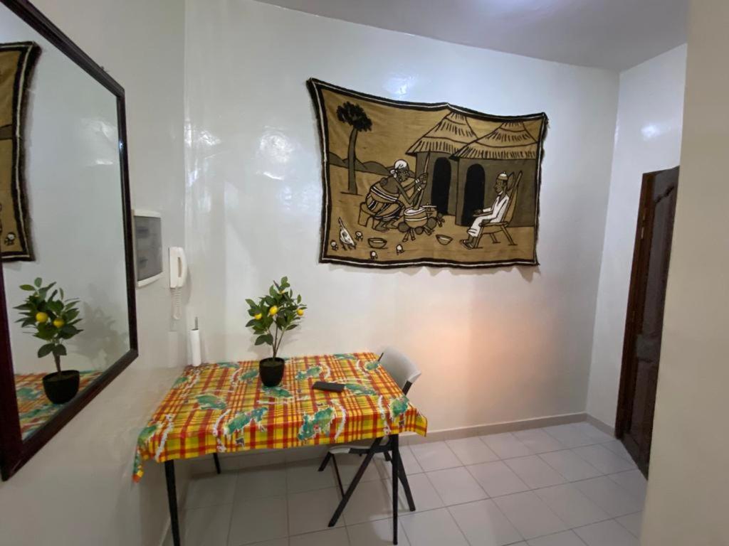 Appartement Spacieux Chez Keur Matou - F2 Dakar Exterior photo